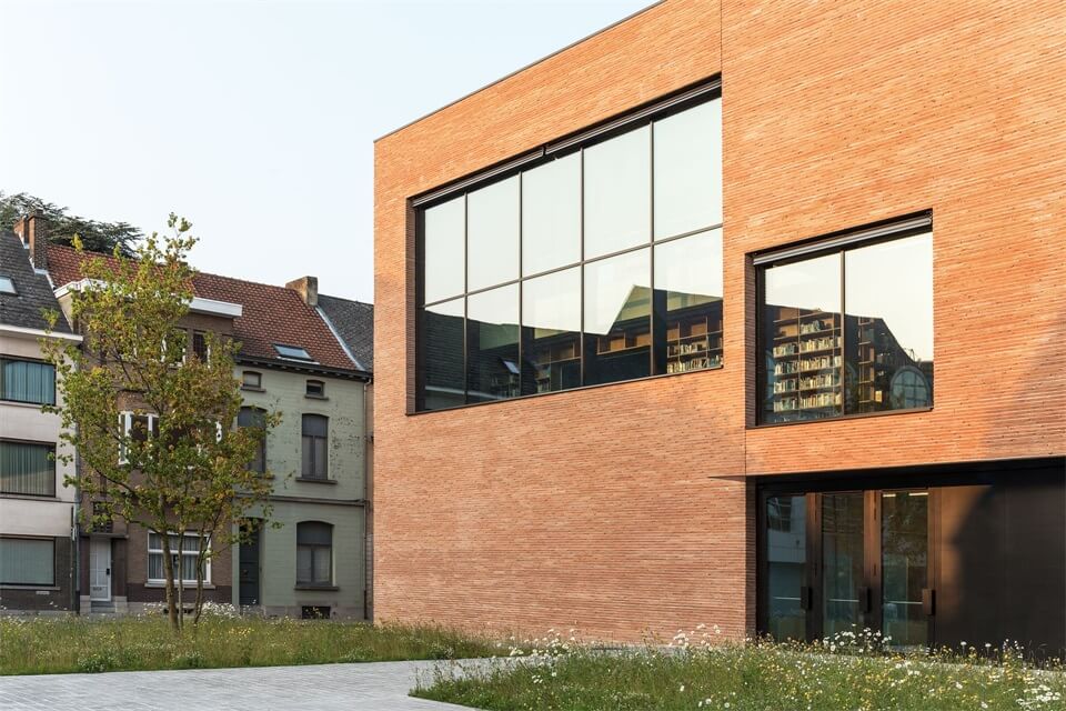 阿爾斯特表演藝術學院和圖書館，公共空間設計，建築改造，比利時設計，卡恩建築（KAAN Architecten）